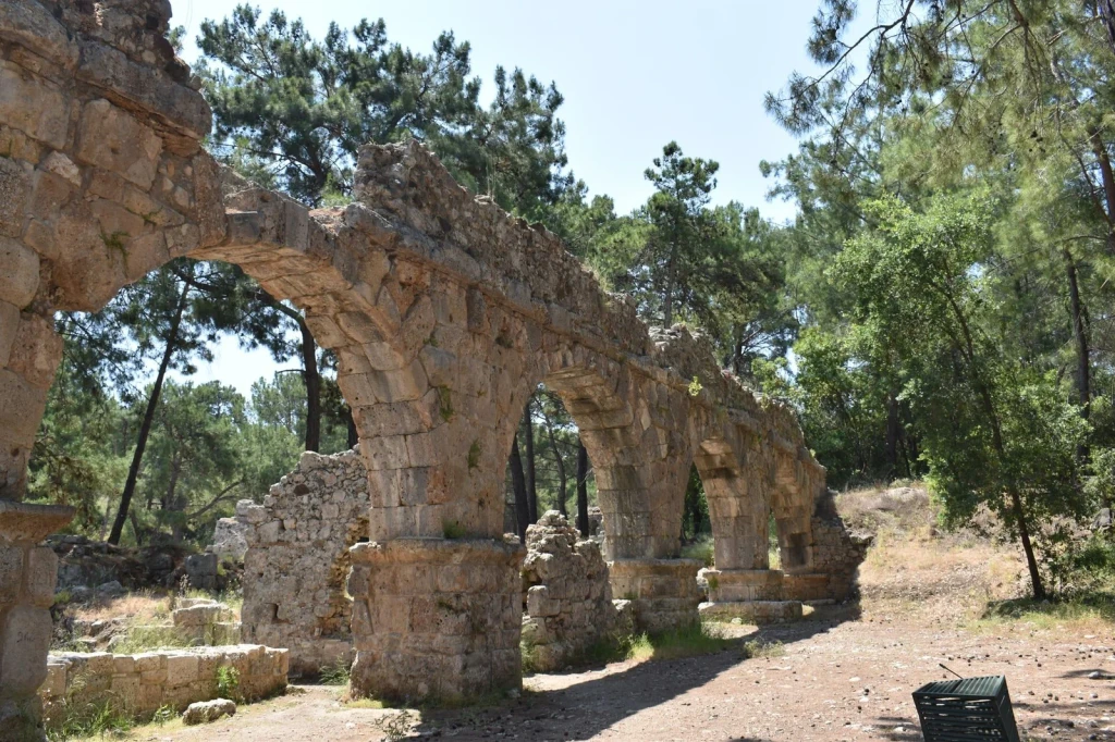 Daylight Survey, from Aqueducts: The Slope You Cannot See