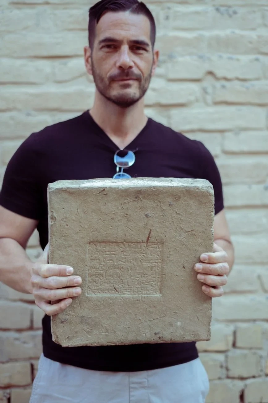 Artifact and Observer, from Clay Tablets: The First Hard Drives