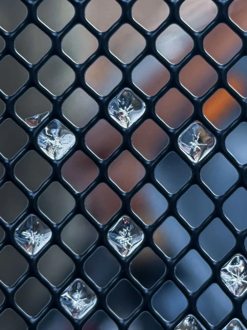 Frost on Grid, from Diamonds: Carbon Under Pressure