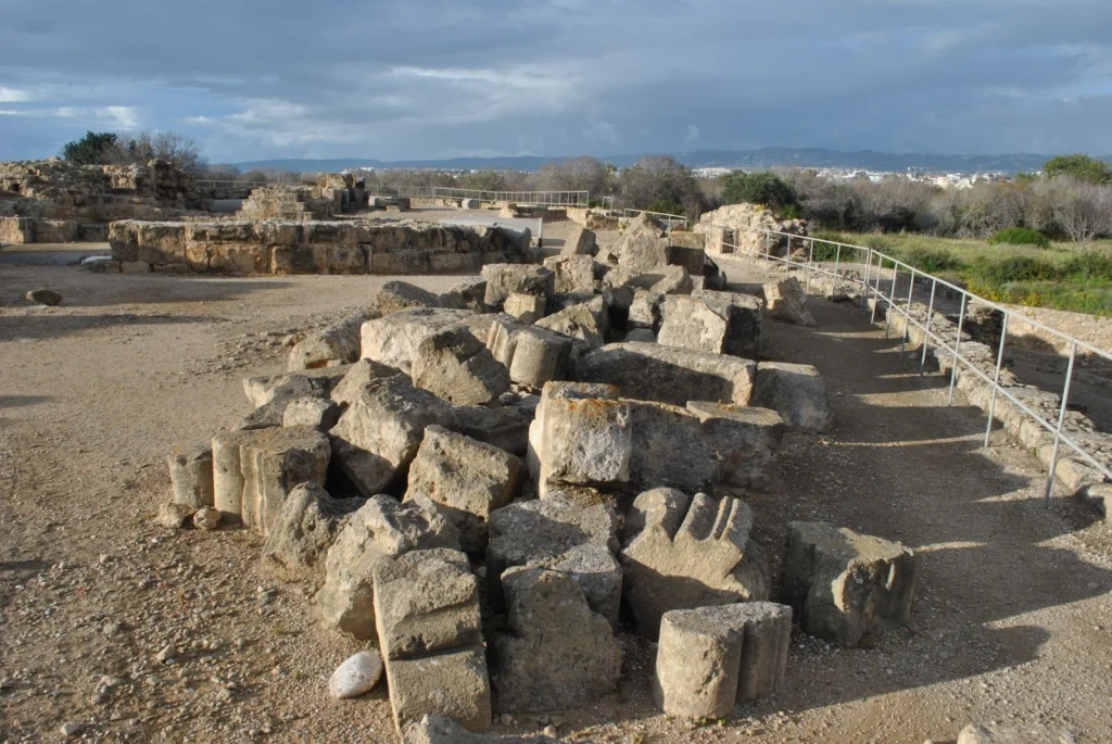Fragmentary Traces, from Drop Anchor, Build a City