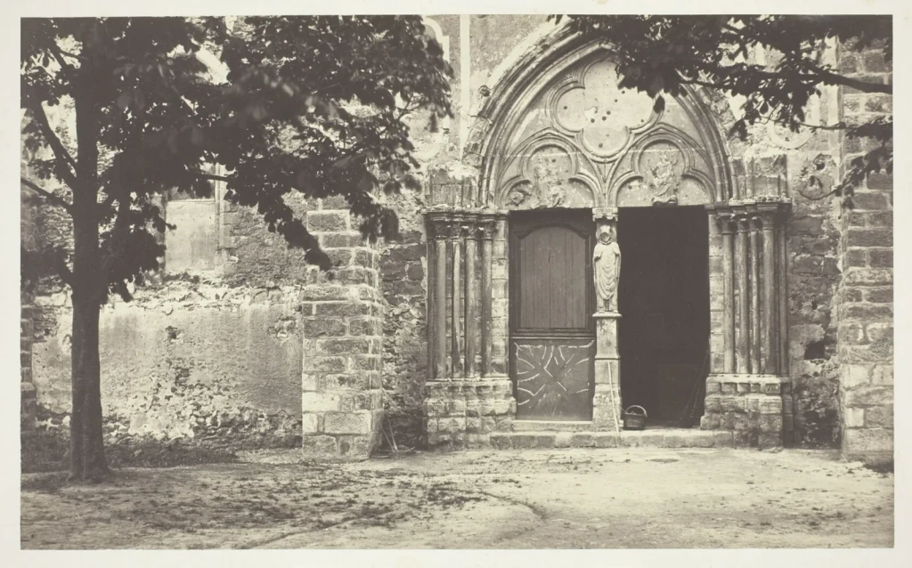 Church of Villeneuve le Comte, Seine-et-Marne (Eglise de Villeneuve le Comte, Seine-et-Marne), from Early Photography Was a Chemical Miracle