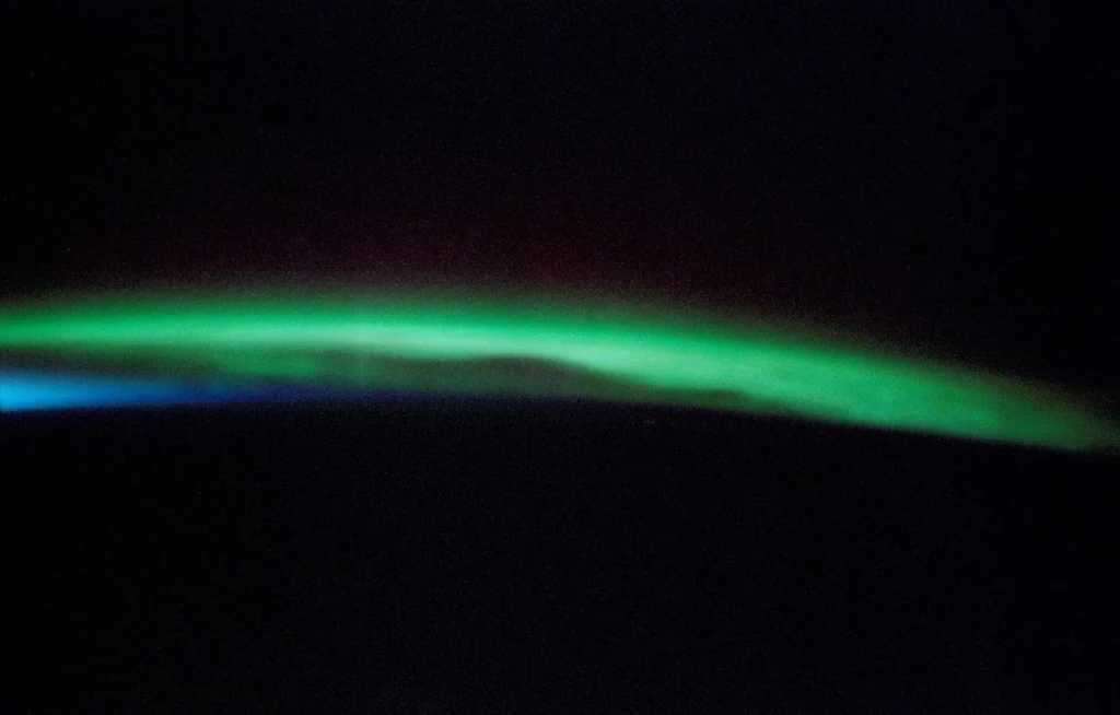 View of Aurora near Earth's limb taken during Expedition Six, from Earth From Space