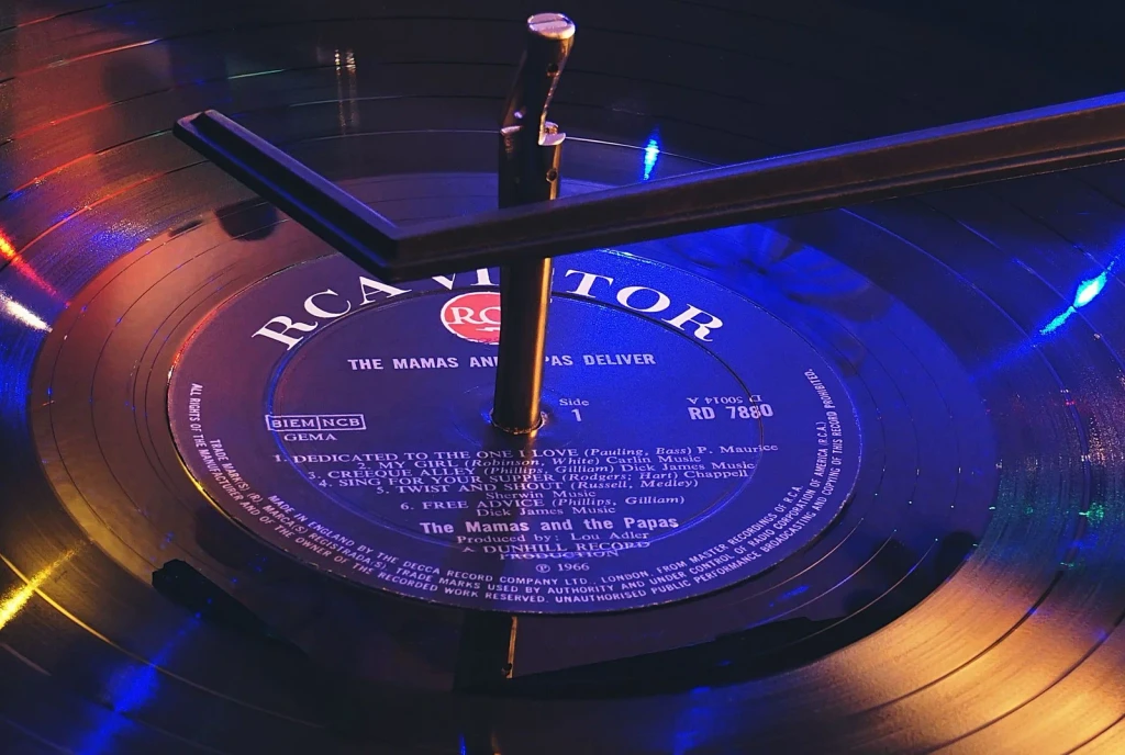 RCA Victor Spinning, from Earthquakes: When the Ground Forgets