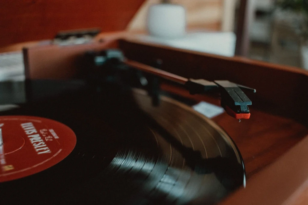 Record Playing, from Earthquakes: When the Ground Forgets