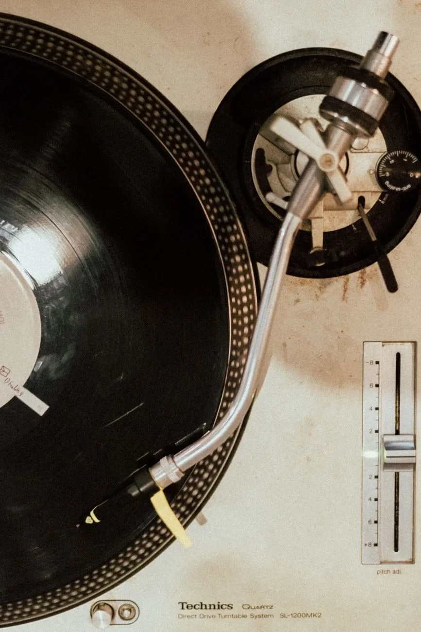 Technics in Motion, from Earthquakes: When the Ground Forgets