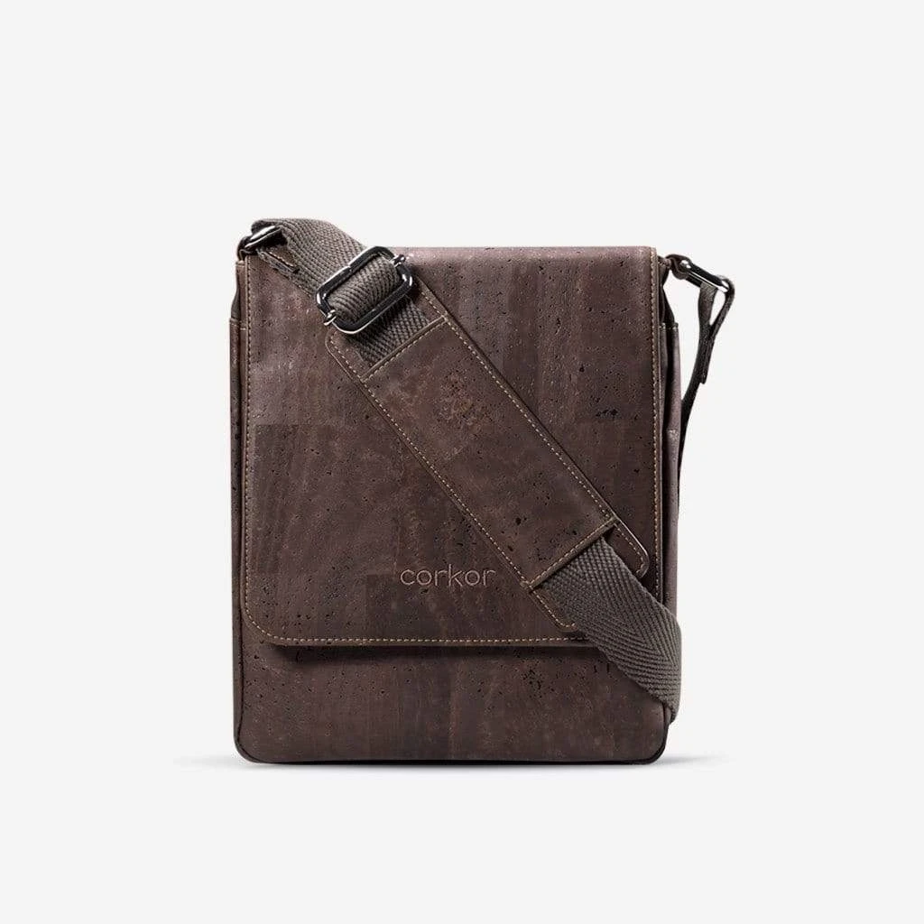 Messenger Bag Medium, from Fakemovement