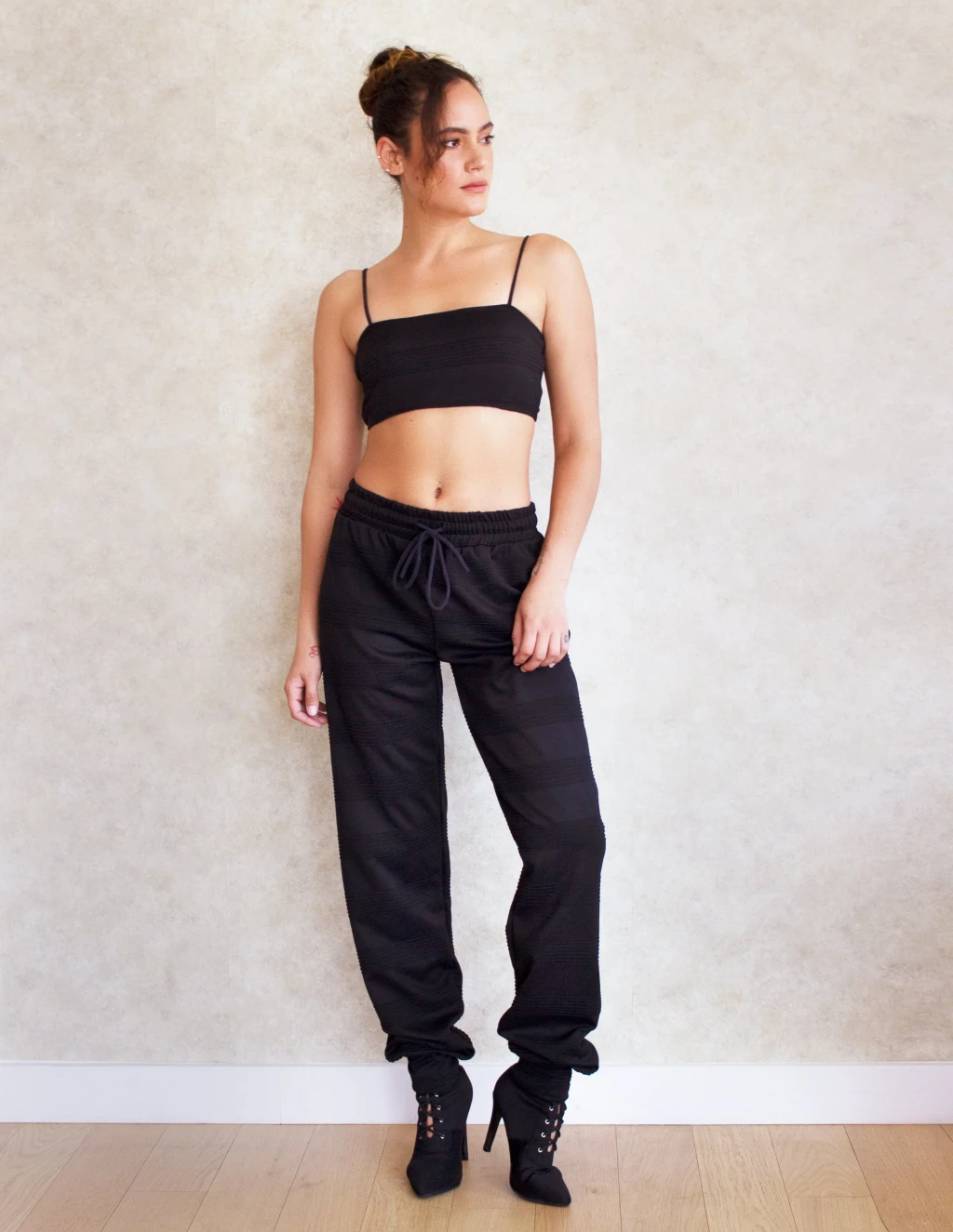 AZALEA JOGGER SET- ONYX, from Fakemovement