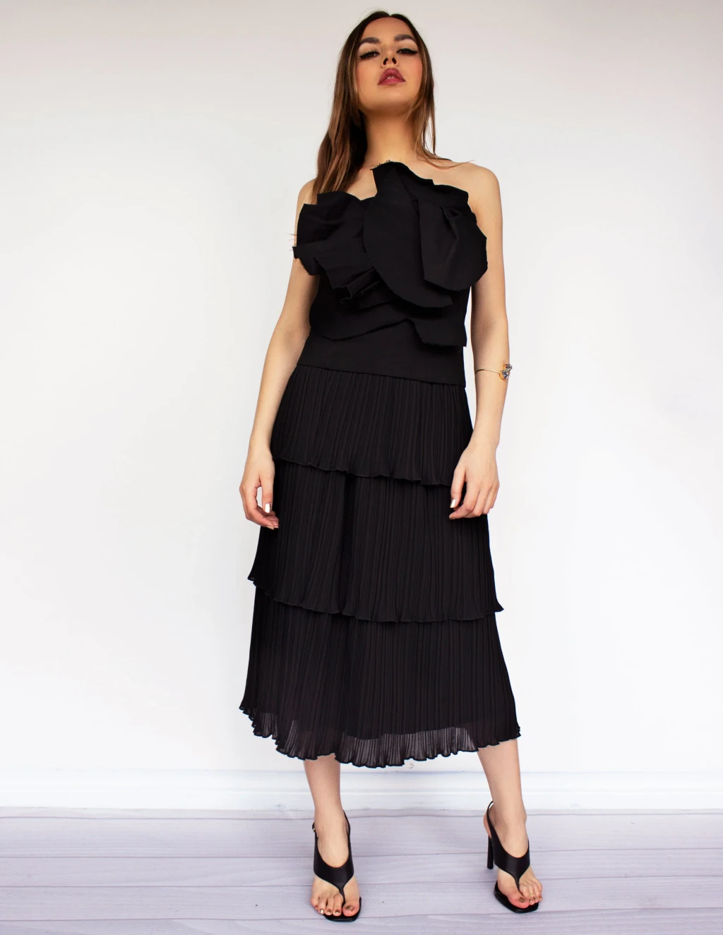 MINUTE SKIRT- ONYX, from Fakemovement