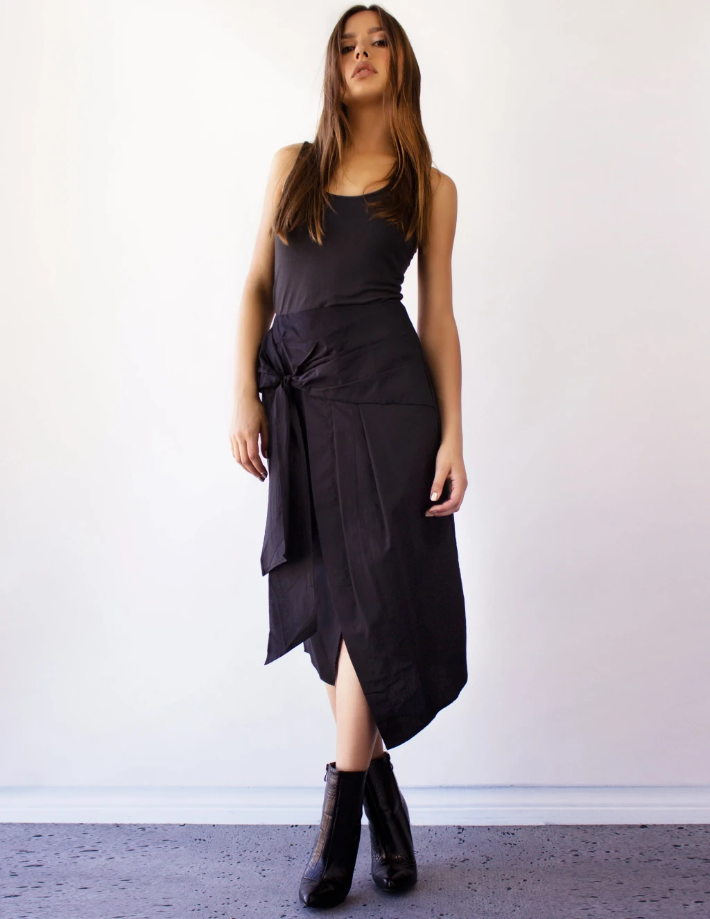 MAIA SKIRT- BLACK, from Fakemovement