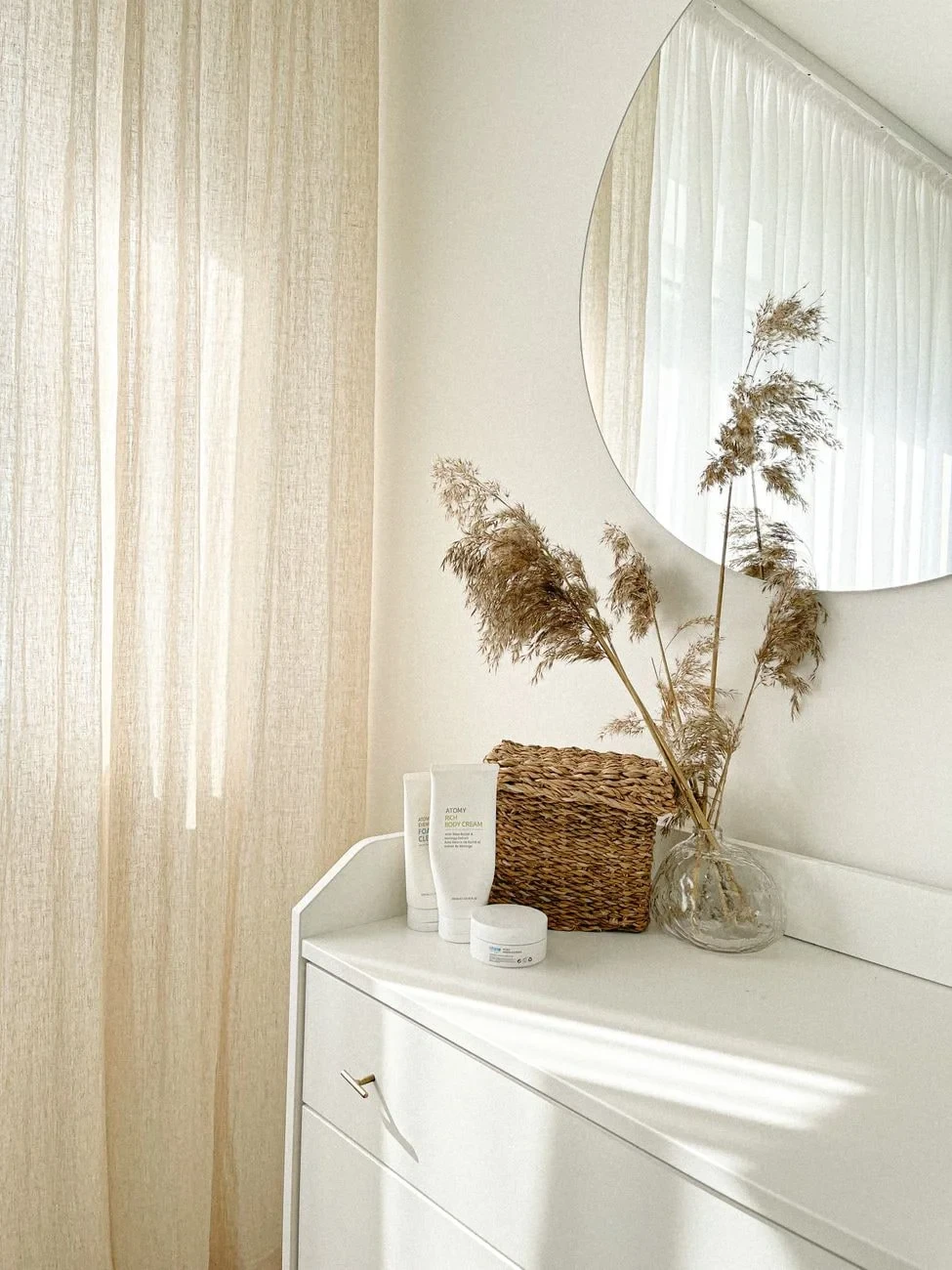A Life Pared Down, from Minimalism