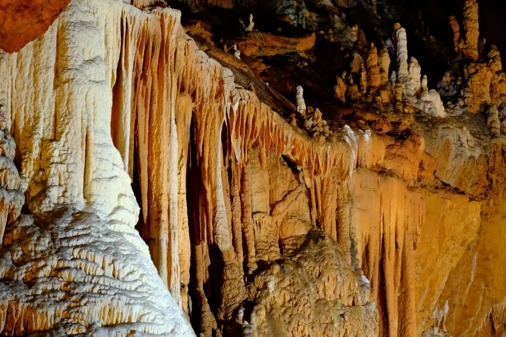 Detailed Natural Formations, from The Architecture Caves Made Alone