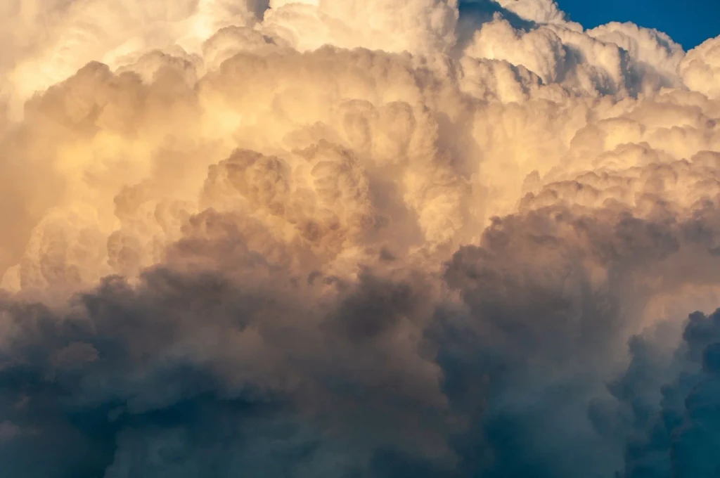 Sunset Cumulus, from What Holds a Cloud Up?